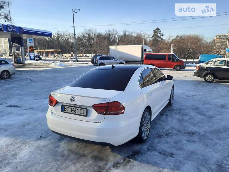 Седан Volkswagen Passat 2015 в Новой Водолаге