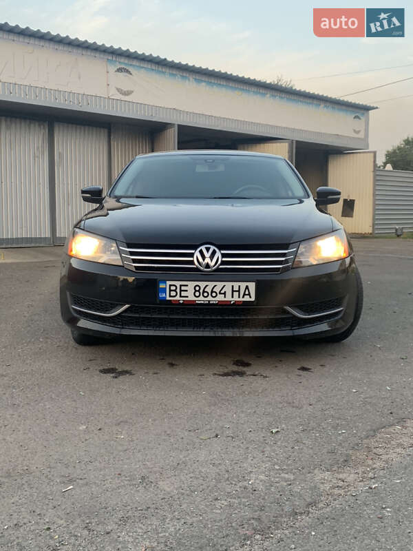 Седан Volkswagen Passat 2013 в Николаеве