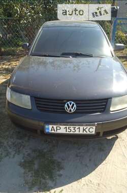 Седан Volkswagen Passat 1997 в Запорожье