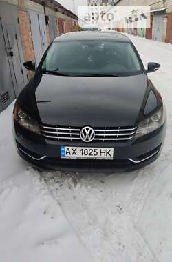 Седан Volkswagen Passat 2012 в Львове