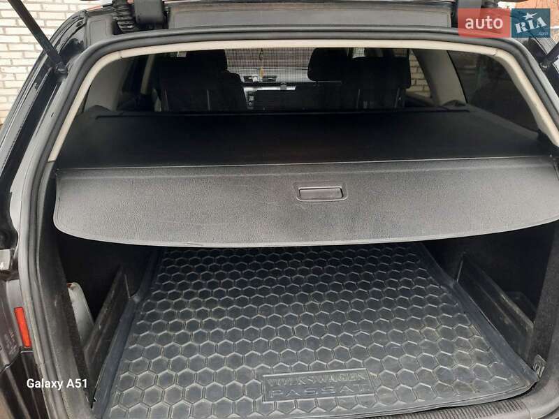 Універсал Volkswagen Passat 2010 в Горохові
