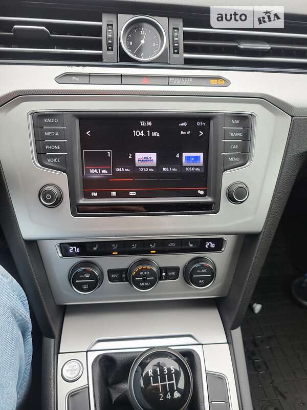 Универсал Volkswagen Passat 2015 в Золотоноше