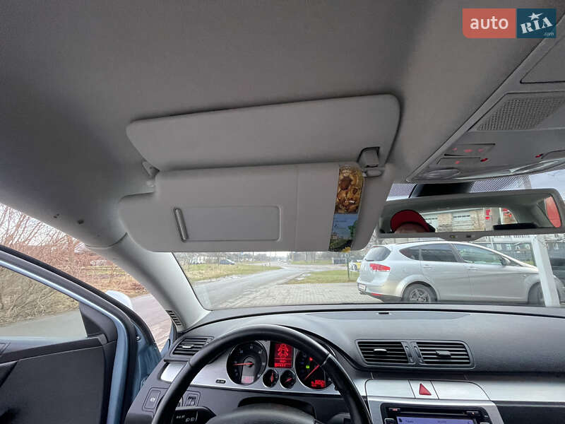 Универсал Volkswagen Passat 2006 в Калуше