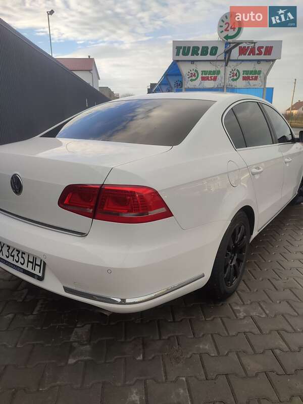 Седан Volkswagen Passat 2011 в Каменец-Подольском