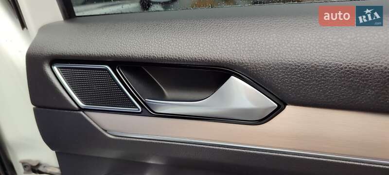 Універсал Volkswagen Passat 2017 в Вінниці