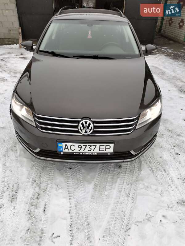 Универсал Volkswagen Passat 2013 в Луцке
