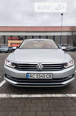 Универсал Volkswagen Passat 2015 в Луцке