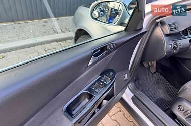 Седан Volkswagen Passat 2007 в 