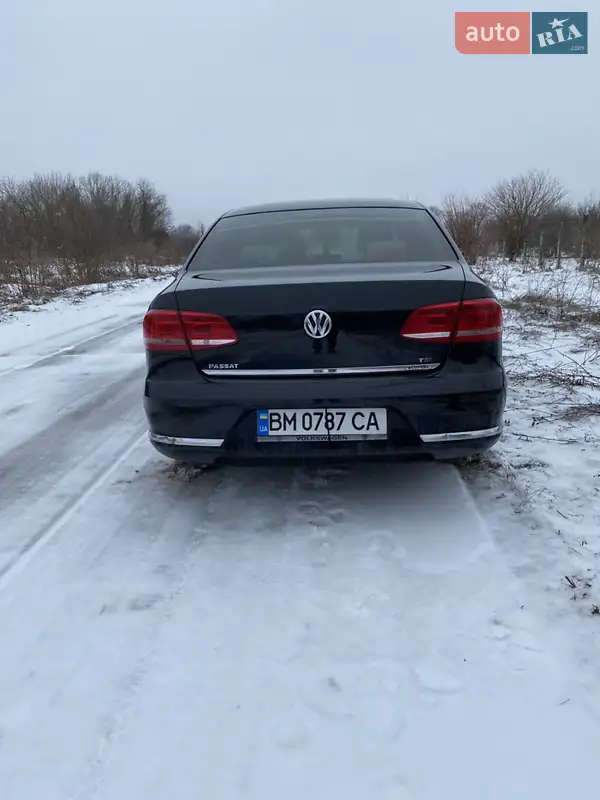 Седан Volkswagen Passat 2011 в 