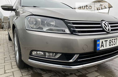 Універсал Volkswagen Passat 2012 в Коломиї