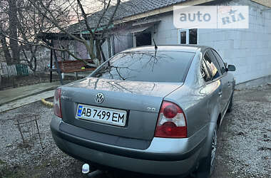 Седан Volkswagen Passat 2001 в Ильинцах