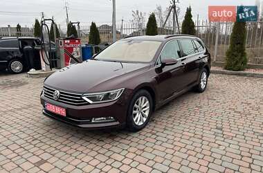 Универсал Volkswagen Passat 2015 в 