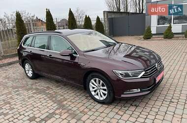 Универсал Volkswagen Passat 2015 в 