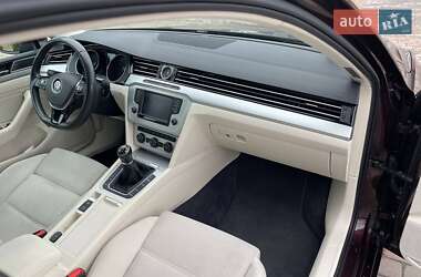 Универсал Volkswagen Passat 2015 в 