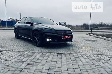 Седан Volkswagen Passat 2013 в Одесі