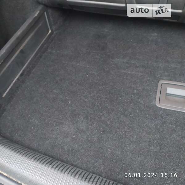 Універсал Volkswagen Passat 2009 в Миколаєві