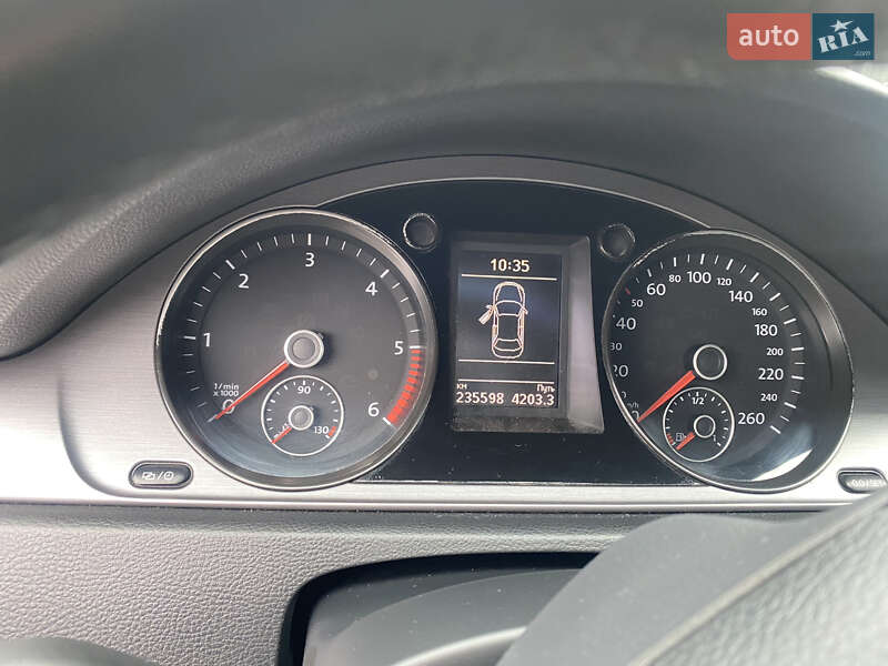 Седан Volkswagen Passat 2014 в Черновцах