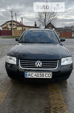 Универсал Volkswagen Passat 2003 в Владимир-Волынском