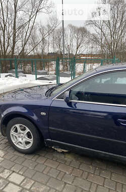 Седан Volkswagen Passat 2001 в Болехове