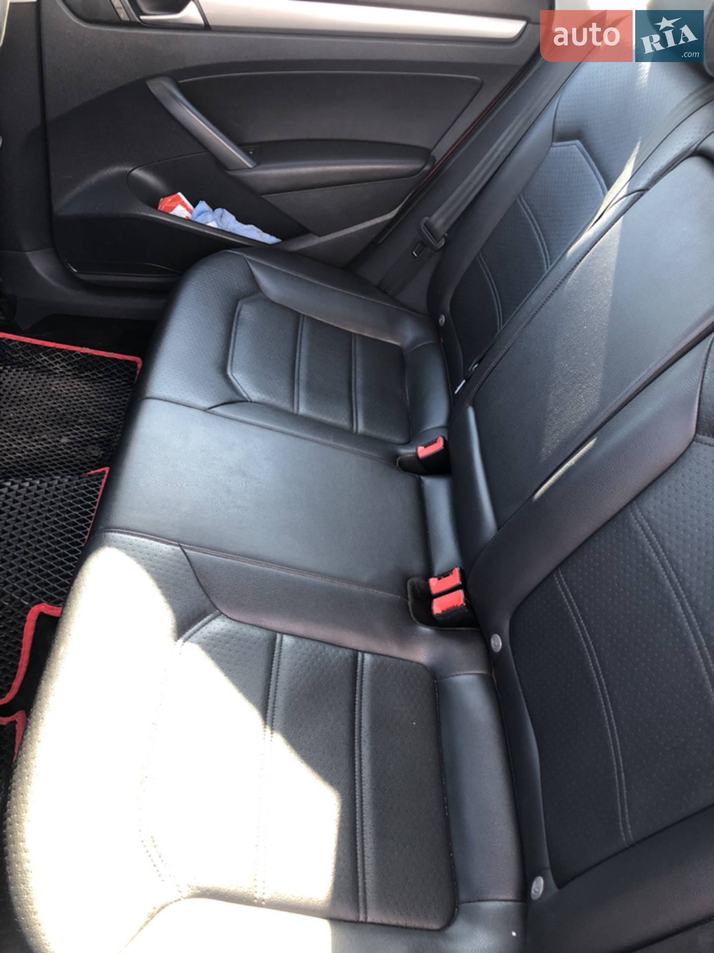 2015 Volkswagen Passat - мініатюра 9
