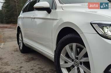 Универсал Volkswagen Passat 2017 в 