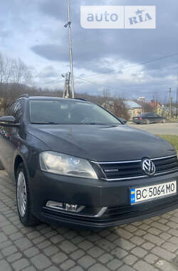 Універсал Volkswagen Passat 2012 в Львові