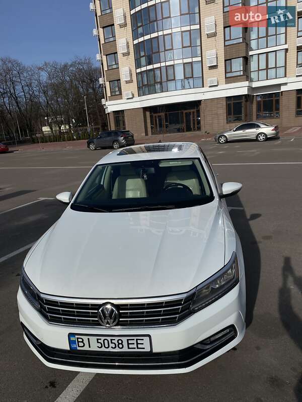 Седан Volkswagen Passat 2016 в Кременчуці