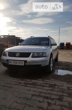 Универсал Volkswagen Passat 2000 в Ковеле