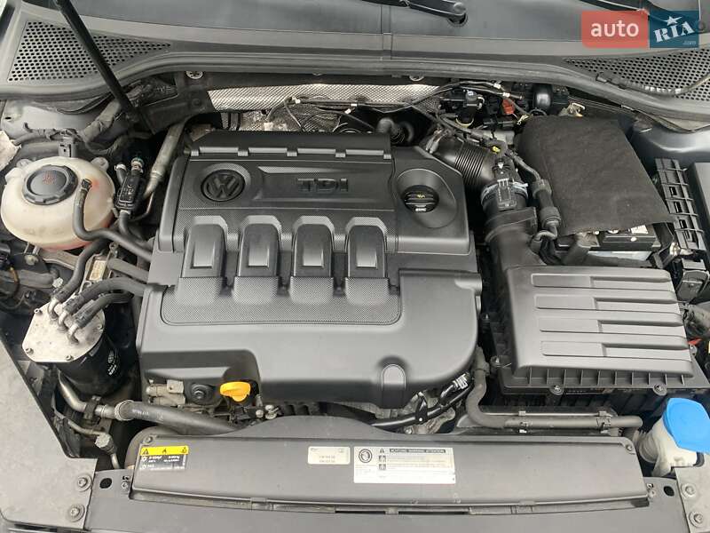 Универсал Volkswagen Passat 2017 в Киеве