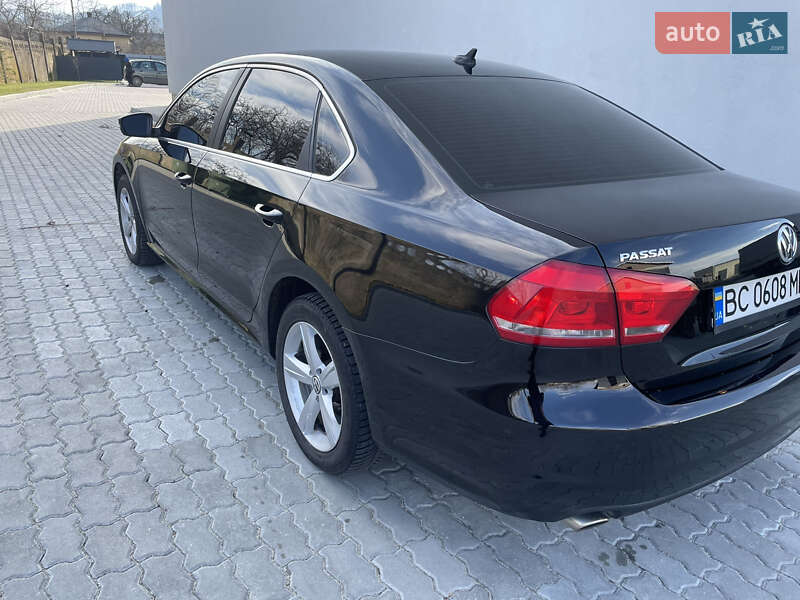 Седан Volkswagen Passat 2012 в Трускавце
