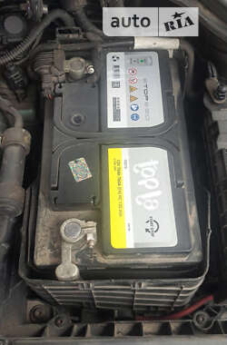 Седан Volkswagen Passat 2011 в 
