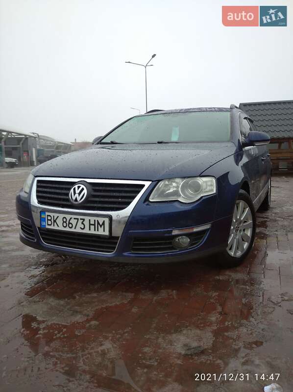 Универсал Volkswagen Passat 2009 в Сарнах
