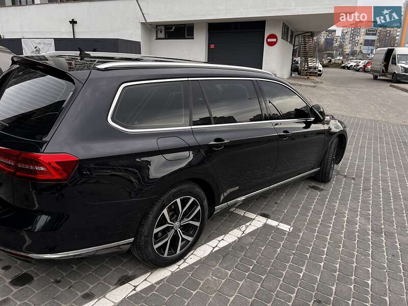 Универсал Volkswagen Passat 2018 в Львове