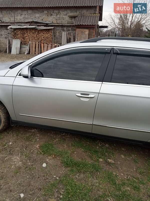 Универсал Volkswagen Passat 2005 в Львове