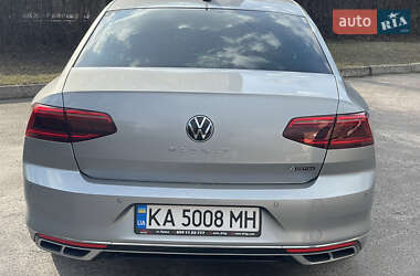 Седан Volkswagen Passat 2020 в Киеве