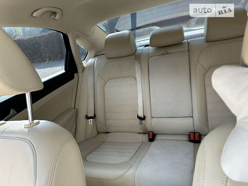 Седан Volkswagen Passat 2013 в Киеве фото 31 Седан Volkswagen Passat 2013 в Киеве