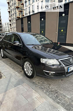 Седан Volkswagen Passat 2007 в Києві