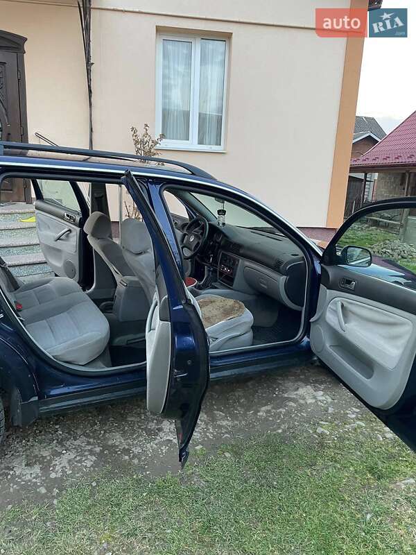 Универсал Volkswagen Passat 2001 в Болехове