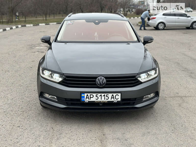 Универсал Volkswagen Passat 2016 в Запорожье