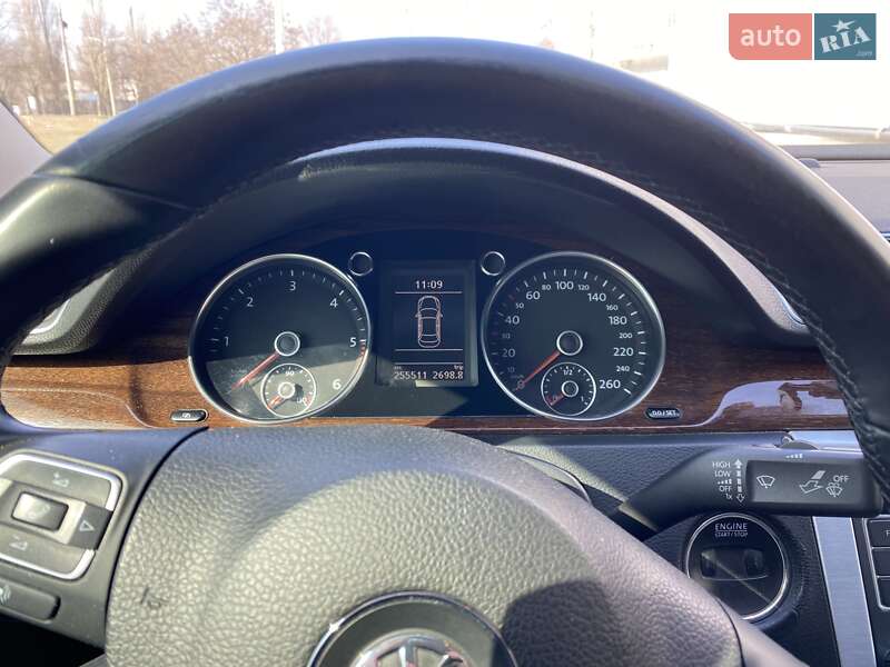 Седан Volkswagen Passat 2012 в Запорожье