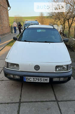 Універсал Volkswagen Passat 1990 в Львові
