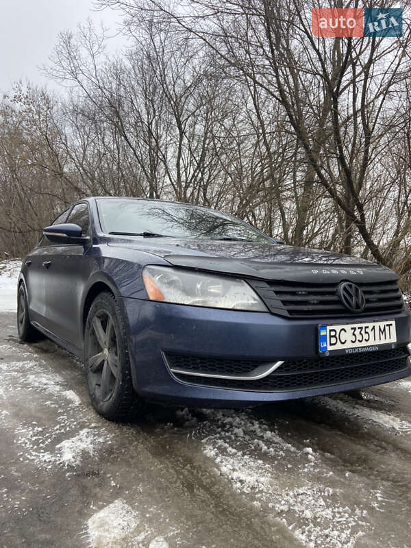 Седан Volkswagen Passat 2011 в Полтаве