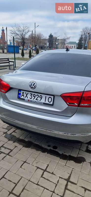 Седан Volkswagen Passat 2013 в Лозовой