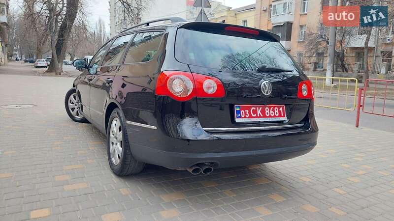 Универсал Volkswagen Passat 2009 в Одессе
