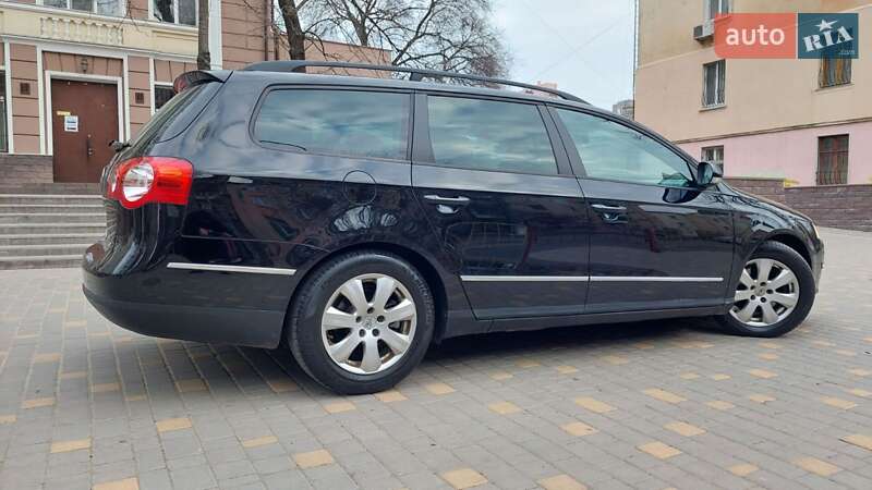 Универсал Volkswagen Passat 2009 в Одессе