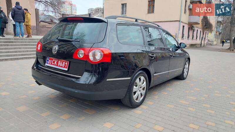 Универсал Volkswagen Passat 2009 в Одессе