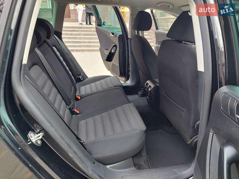 Универсал Volkswagen Passat 2009 в Одессе