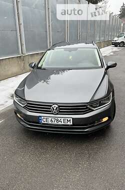 Універсал Volkswagen Passat 2015 в Чернівцях