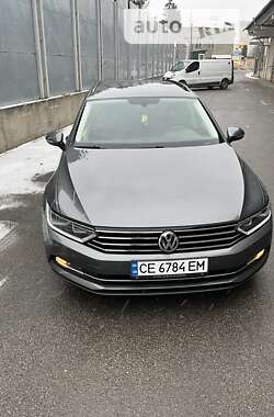 Універсал Volkswagen Passat 2015 в Чернівцях