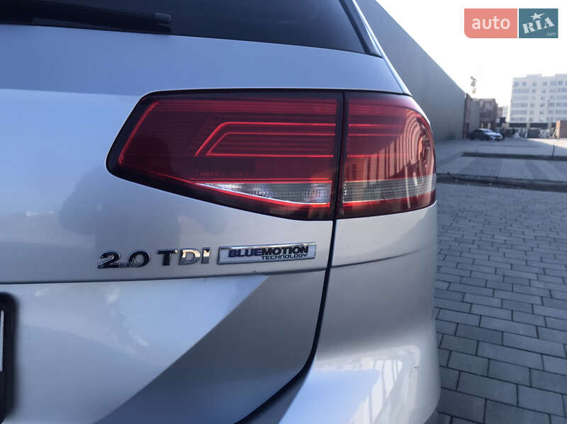 Универсал Volkswagen Passat 2015 в Хмельницком